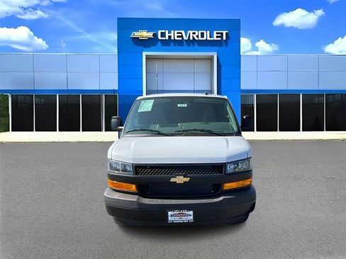New 2026 Chevrolet Express 2500 w/ Driver Convenience Package image 8