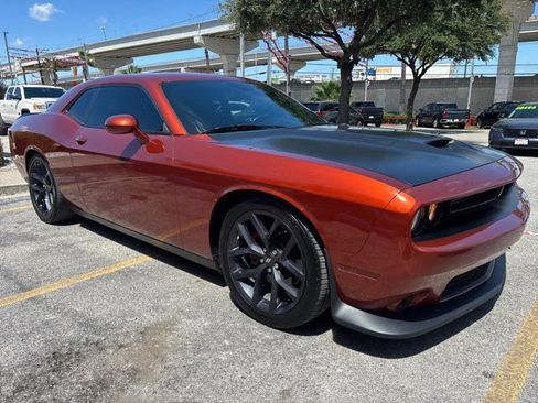 Used 2021 Dodge Challenger GT w/ Blacktop Package RWD image 7