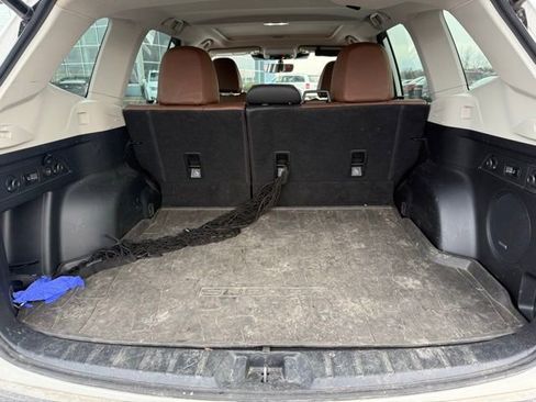 Used 2023 Subaru Forester Touring image 6