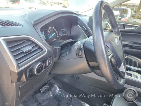 Used 2024 Ford Edge SEL AWD/4WD image 16