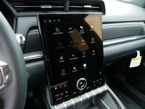 New 2026 GMC Terrain Elevation w/ Elevation Premium Package image 13