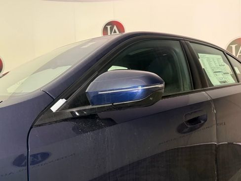 New 2026 BMW 530i xDrive w/ M Sport Package image 11