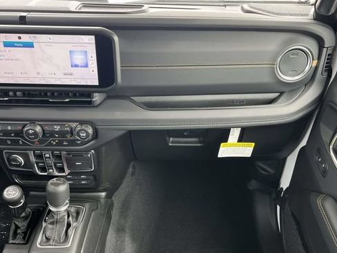 New 2026 Jeep Gladiator Sport AWD/4WD image 15