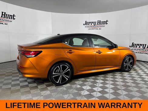 Used 2023 Nissan Sentra SR w/ SR Premium Package FWD image 6