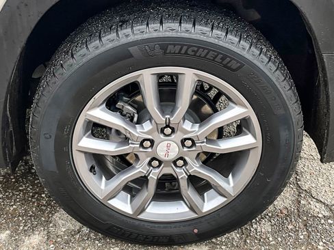 Certified 2022 GMC Terrain SLT image 23