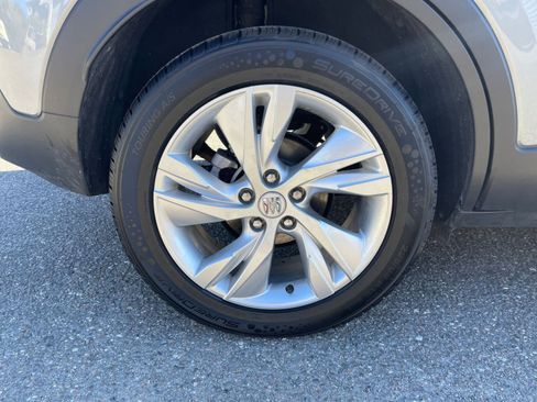 Used 2025 Buick Encore GX Preferred image 28