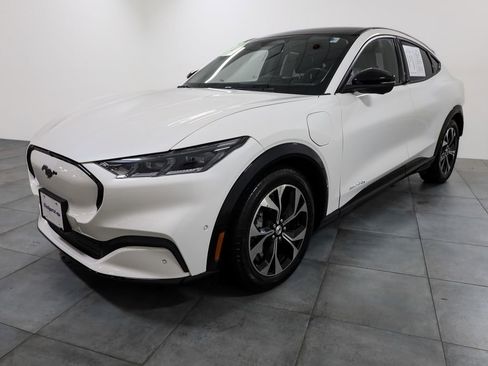 Certified 2021 Ford Mustang Mach-E Premium image 3