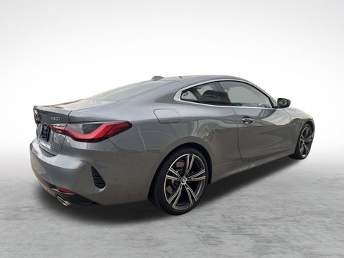 Used 2024 BMW 430i xDrive Coupe w/ Premium Package image 11