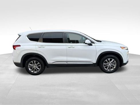 Used 2019 Hyundai Santa Fe SE image 7