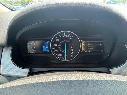 Used 2013 Ford Edge SEL AWD/4WD image 22