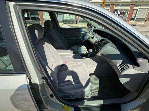 Used 2000 Toyota Avalon XLS image 50