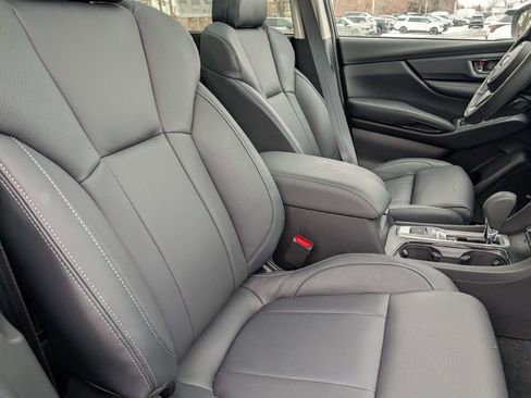 Used 2025 Subaru Ascent Limited w/ Popular Package #2 image 26