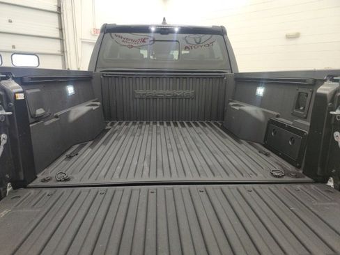 Certified 2025 Toyota Tacoma Limited image 36