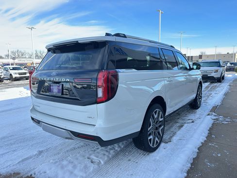 New 2025 Ford Expedition Max Platinum w/ Platinum Ultimate Package image 5