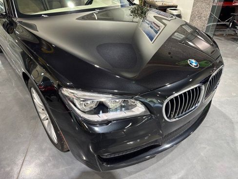 Used 2014 BMW 750i RWD image 30