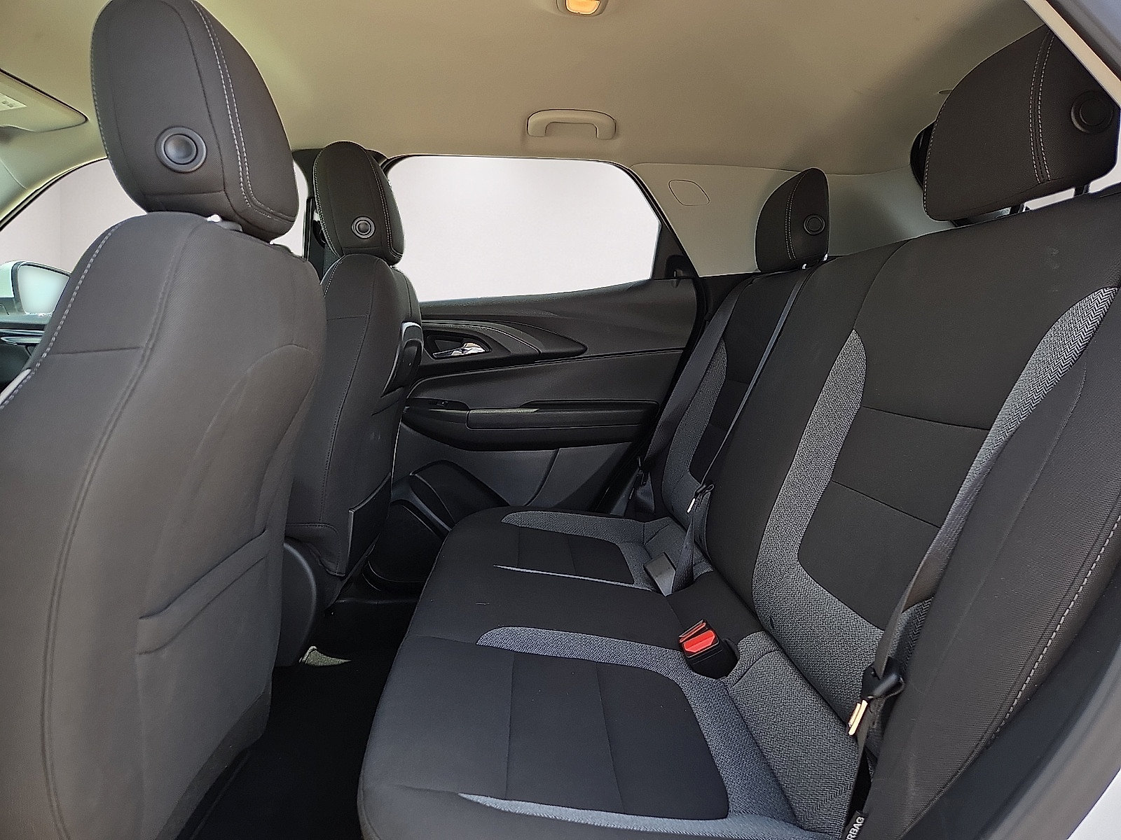 Used 2025 Chevrolet TrailBlazer LT FWD image 10