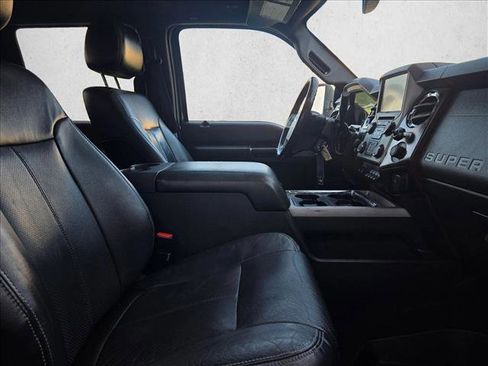 Used 2014 Ford F250 Lariat w/ Lariat Ultimate Package image 17