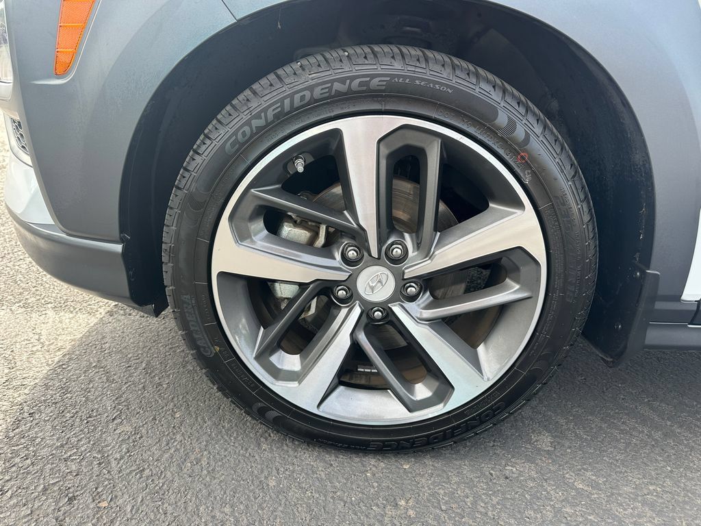 Used 2021 Hyundai Kona Limited w/ Cargo Package AWD/4WD image 12