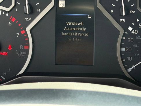 Used 2025 Toyota Tundra SR5 w/ SR5 Premium Package AWD/4WD image 19