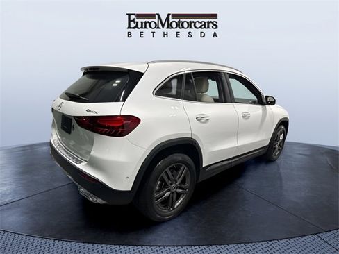 Used 2025 Mercedes-Benz GLA 250 4MATIC image 5
