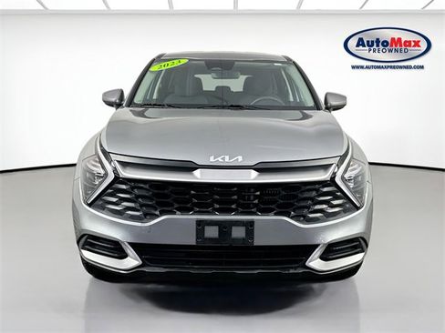 Used 2023 Kia Sportage LX image 6
