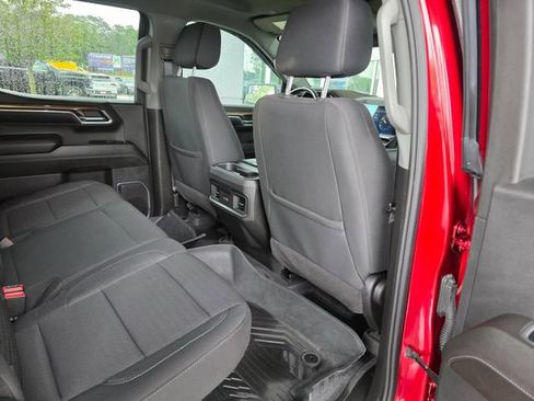 Used 2023 Chevrolet Silverado 1500 LT w/ Z71 Off-Road Package AWD/4WD image 13