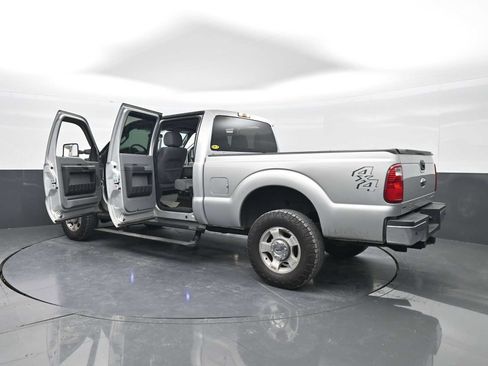 Used 2016 Ford F250 XLT w/ XLT Value Package image 42