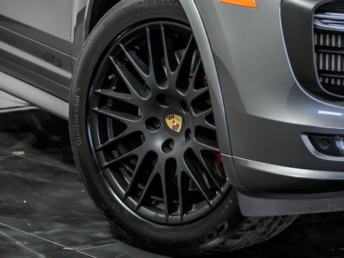 Used 2017 Porsche Cayenne GTS AWD/4WD image 3