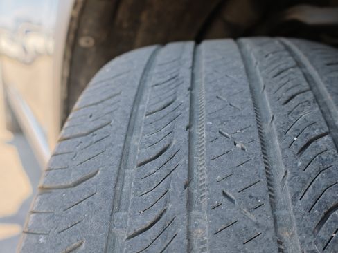 Used 2022 Buick Envision Essence w/ Safety Package image 22