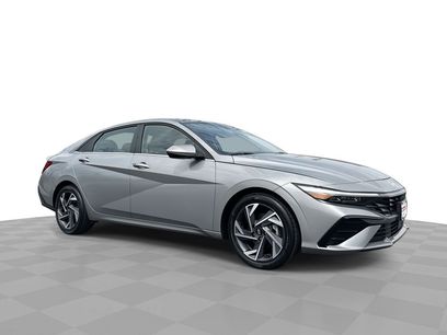 Used 2025 Hyundai Elantra SEL