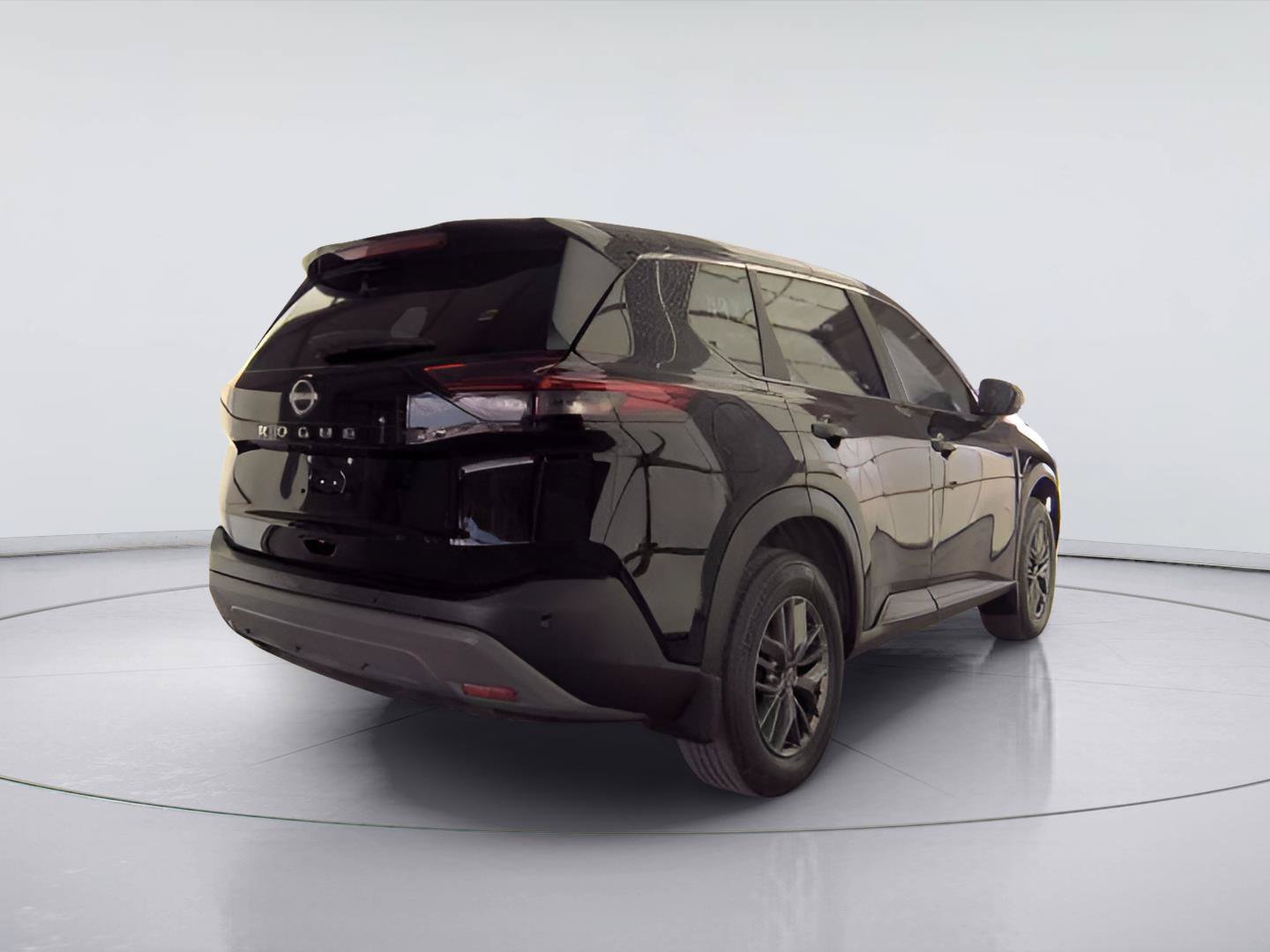 Used 2023 Nissan Rogue S FWD image 3