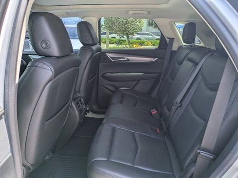 Used 2017 Cadillac XT5 Luxury AWD/4WD image 13