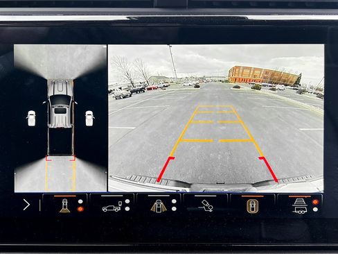 Used 2024 GMC Sierra 2500 Denali image 14