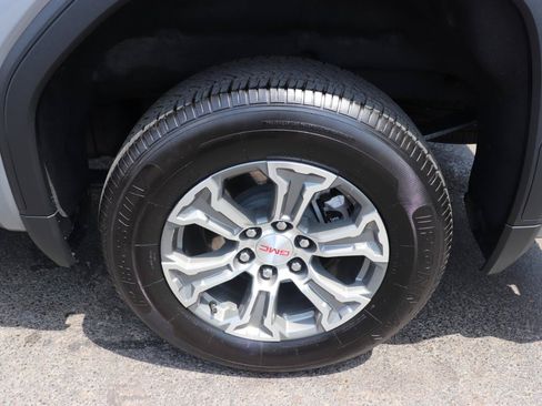 Used 2025 GMC Sierra 1500 SLT AWD/4WD image 52