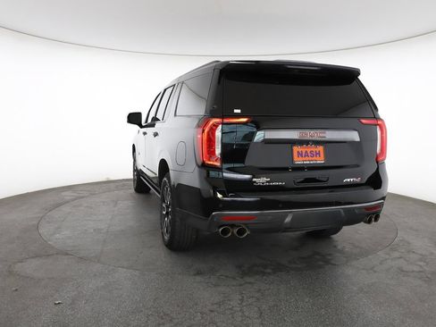 Used 2023 GMC Yukon XL AT4 w/ AT4 Premium Package AWD/4WD image 10