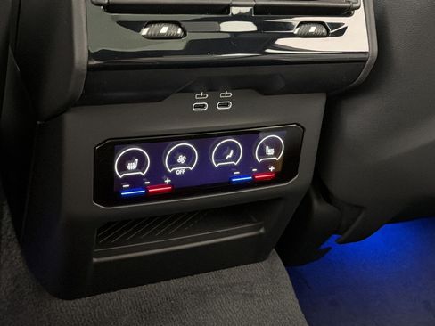 New 2027 BMW M5 Touring w/ M Driver's Package AWD/4WD image 36