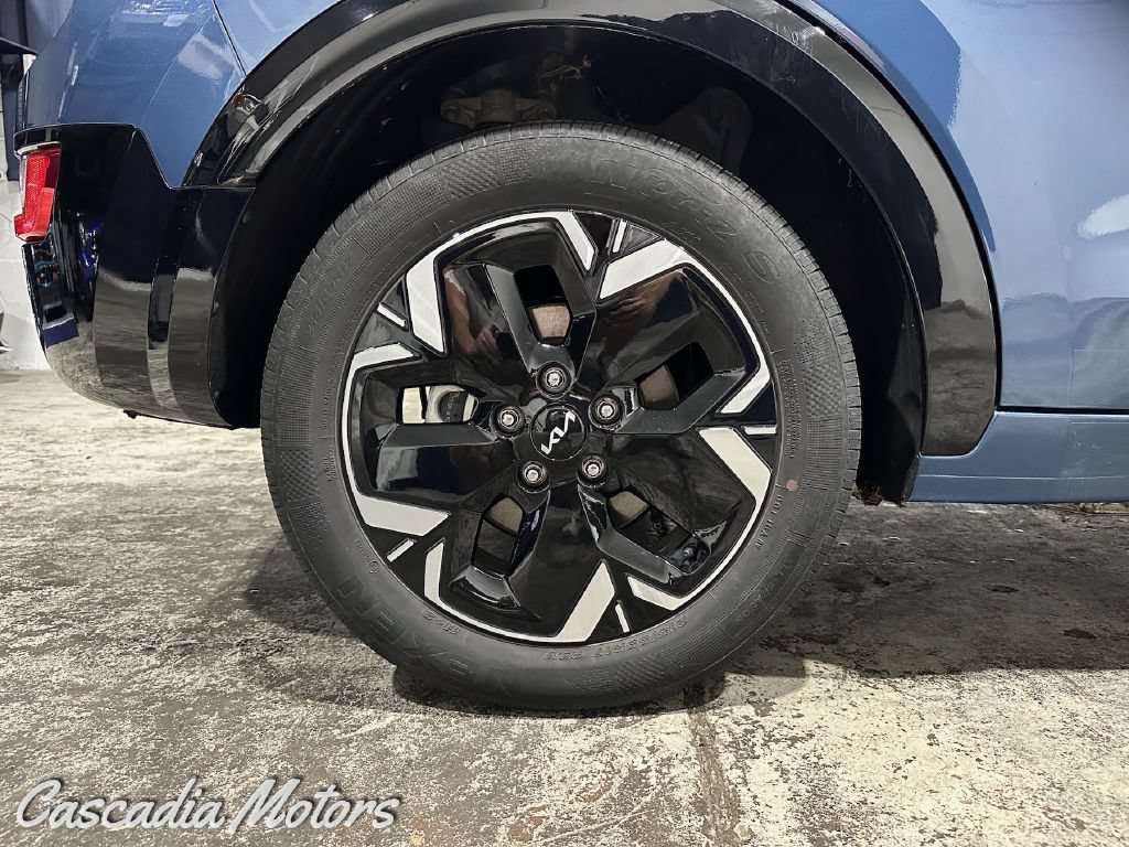 Used 2023 Kia Niro Wind w/ Wind Preserve Package FWD image 32