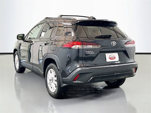 New 2026 Toyota Corolla Cross LE image 6