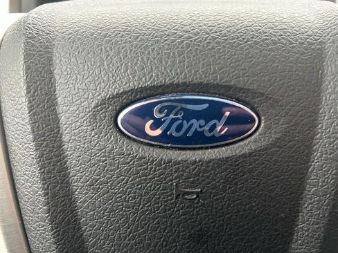Used 2013 Ford F150 Platinum image 21