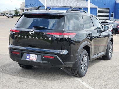 New 2026 Nissan Pathfinder SV