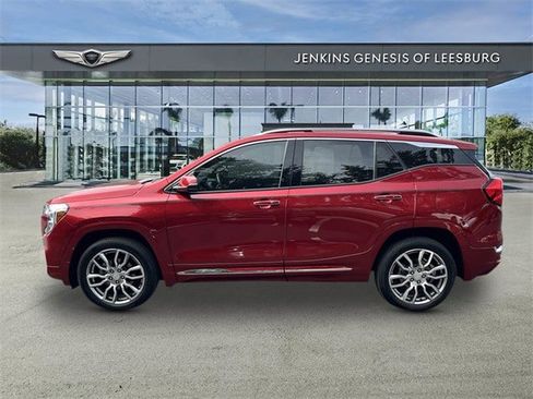 Used 2022 GMC Terrain Denali w/ Denali Premium Package image 7