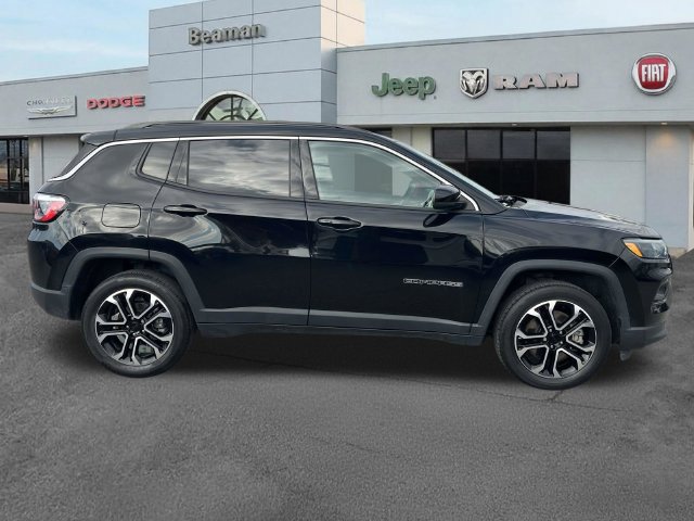 Used 2023 Jeep Compass Limited AWD/4WD image 8