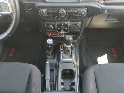 Certified 2022 Jeep Wrangler Unlimited Rubicon AWD/4WD image 21