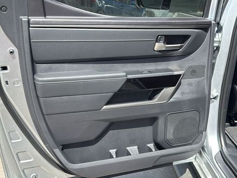 New 2026 Toyota Tundra Limited AWD/4WD image 16