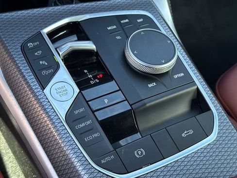 Used 2025 BMW M440i Convertible w/ Premium Package image 17