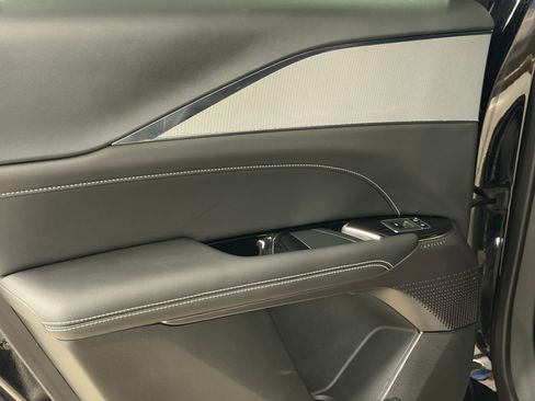 Certified 2024 Cadillac Lyriq Tech RWD image 38