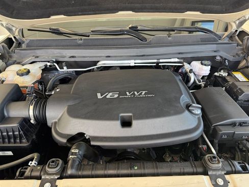 Used 2022 Chevrolet Colorado Z71 w/ Safety Package image 20