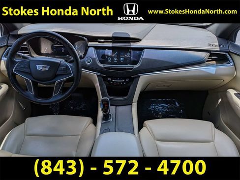Used 2019 Cadillac XT5 FWD image 18