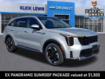 Used 2025 Kia Sorento EX w/ EX Panoramic Sunroof Package