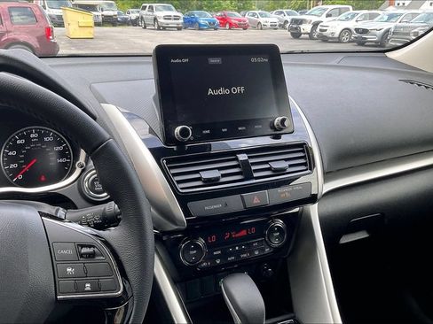 Used 2024 Mitsubishi Eclipse Cross SE AWD/4WD image 6